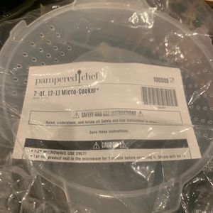 Pampered chef brand new 2 Qt micro cooker